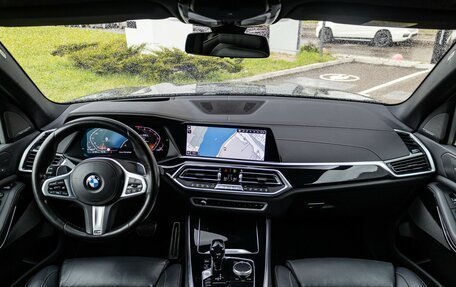 BMW X5, 2019 год, 6 990 000 рублей, 21 фотография