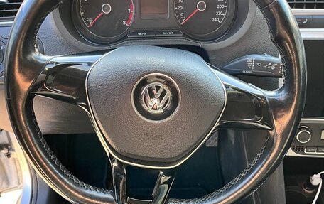 Volkswagen Polo VI (EU Market), 2017 год, 1 350 000 рублей, 6 фотография