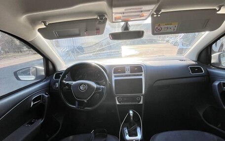 Volkswagen Polo VI (EU Market), 2017 год, 1 350 000 рублей, 9 фотография