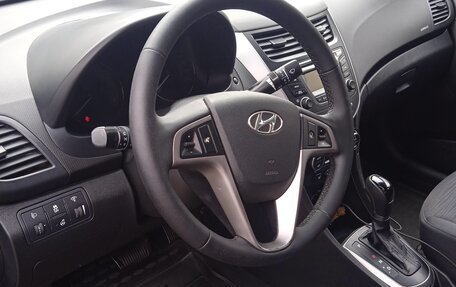 Hyundai Solaris II рестайлинг, 2016 год, 880 000 рублей, 12 фотография