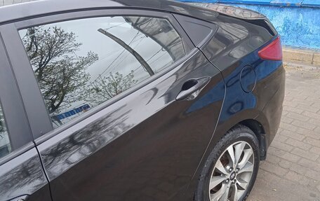 Hyundai Solaris II рестайлинг, 2016 год, 880 000 рублей, 3 фотография