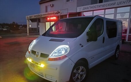 Renault Trafic, 2002 год, 850 000 рублей, 16 фотография