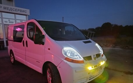 Renault Trafic, 2002 год, 850 000 рублей, 14 фотография