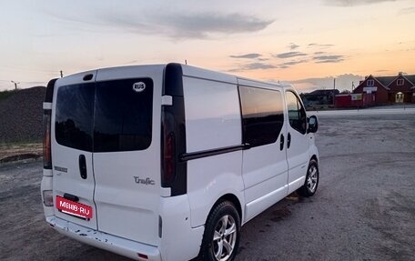 Renault Trafic, 2002 год, 850 000 рублей, 9 фотография