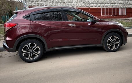 Honda Vezel, 2015 год, 1 700 000 рублей, 3 фотография