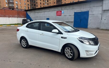 KIA Rio III рестайлинг, 2012 год, 640 000 рублей, 2 фотография