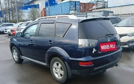 Mitsubishi Outlander III рестайлинг 3, 2010 год, 860 000 рублей, 6 фотография