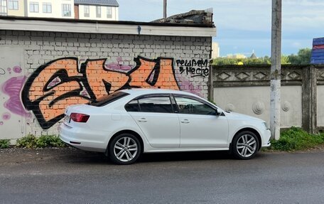 Volkswagen Jetta VI, 2016 год, 1 540 000 рублей, 2 фотография