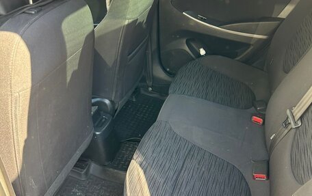 Hyundai Solaris II рестайлинг, 2016 год, 1 050 000 рублей, 16 фотография