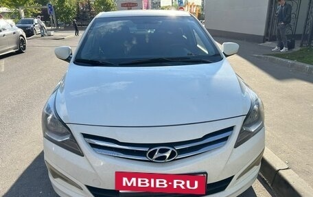 Hyundai Solaris II рестайлинг, 2016 год, 1 050 000 рублей, 15 фотография