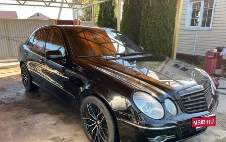 Mercedes-Benz E-Класс, 2008 год, 1 000 000 рублей, 2 фотография