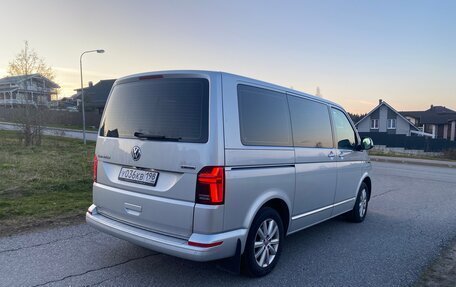 Volkswagen Caravelle T6 рестайлинг, 2021 год, 7 300 000 рублей, 2 фотография