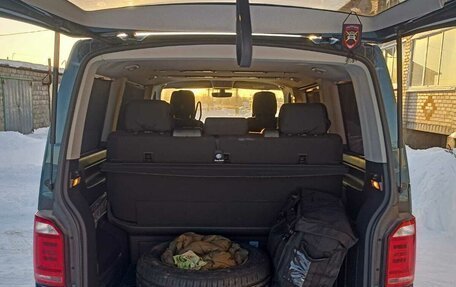 Volkswagen Transporter T6 рестайлинг, 2017 год, 4 500 000 рублей, 6 фотография