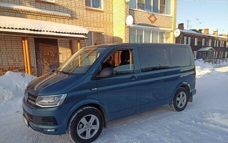 Volkswagen Transporter T6 рестайлинг, 2017 год, 4 500 000 рублей, 2 фотография