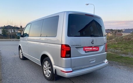 Volkswagen Caravelle T6 рестайлинг, 2021 год, 7 300 000 рублей, 6 фотография