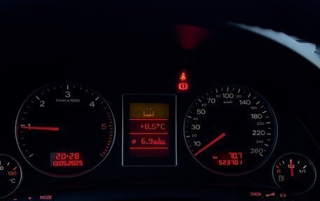 Audi A4, 2005 год, 950 000 рублей, 10 фотография