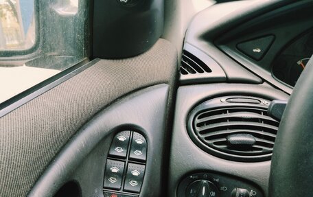 Ford Focus IV, 2003 год, 300 000 рублей, 6 фотография
