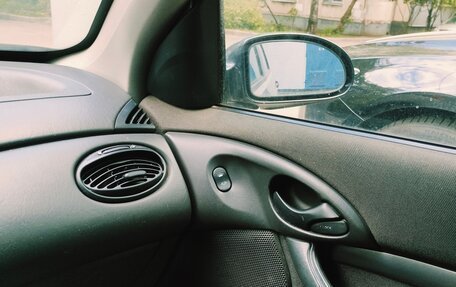 Ford Focus IV, 2003 год, 300 000 рублей, 10 фотография