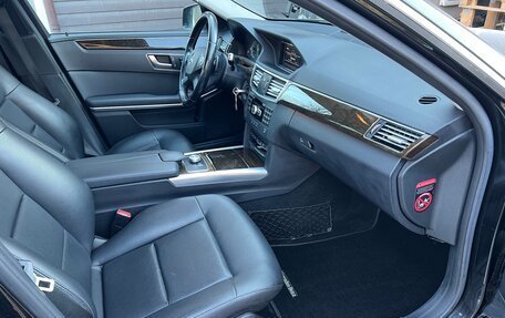 Mercedes-Benz E-Класс, 2012 год, 1 500 000 рублей, 25 фотография