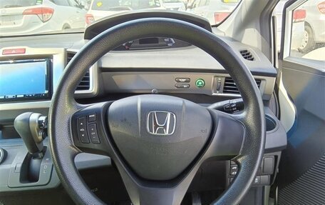 Honda Freed I, 2014 год, 790 000 рублей, 16 фотография