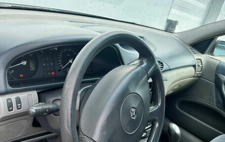 Renault Laguna II, 2002 год, 365 000 рублей, 10 фотография