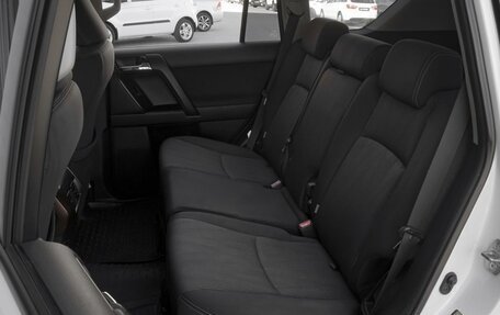 Toyota Land Cruiser Prado 150 рестайлинг 2, 2016 год, 3 399 000 рублей, 9 фотография