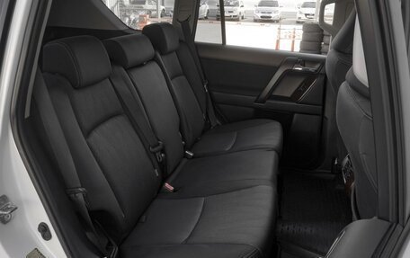 Toyota Land Cruiser Prado 150 рестайлинг 2, 2016 год, 3 399 000 рублей, 7 фотография