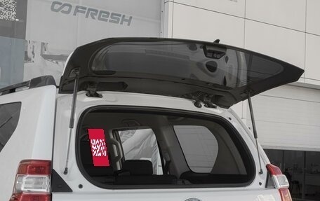 Toyota Land Cruiser Prado 150 рестайлинг 2, 2016 год, 3 399 000 рублей, 21 фотография