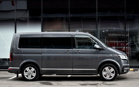 Volkswagen Multivan T6 рестайлинг, 2020 год, 5 290 000 рублей, 4 фотография