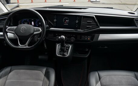 Volkswagen Multivan T6 рестайлинг, 2020 год, 5 290 000 рублей, 13 фотография