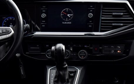 Volkswagen Multivan T6 рестайлинг, 2020 год, 5 290 000 рублей, 12 фотография