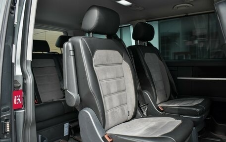 Volkswagen Multivan T6 рестайлинг, 2020 год, 5 290 000 рублей, 14 фотография