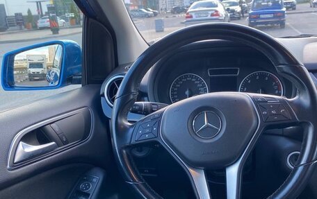 Mercedes-Benz B-Класс, 2013 год, 1 390 000 рублей, 11 фотография