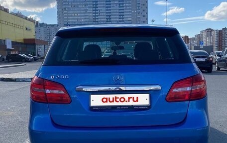 Mercedes-Benz B-Класс, 2013 год, 1 390 000 рублей, 3 фотография