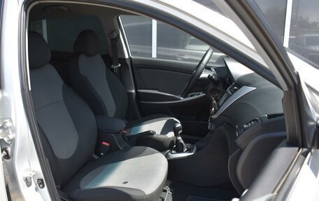 Hyundai Solaris II рестайлинг, 2012 год, 740 000 рублей, 8 фотография