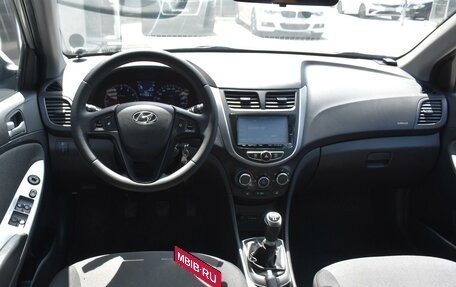 Hyundai Solaris II рестайлинг, 2012 год, 740 000 рублей, 6 фотография