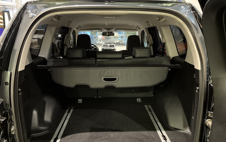 Toyota Land Cruiser Prado 150 рестайлинг 2, 2017 год, 3 734 000 рублей, 14 фотография