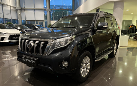 Toyota Land Cruiser Prado 150 рестайлинг 2, 2017 год, 3 734 000 рублей, 5 фотография