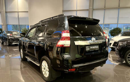 Toyota Land Cruiser Prado 150 рестайлинг 2, 2017 год, 3 734 000 рублей, 11 фотография