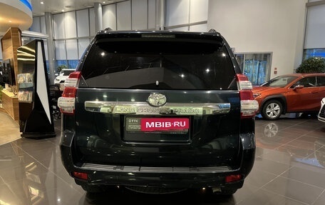Toyota Land Cruiser Prado 150 рестайлинг 2, 2017 год, 3 734 000 рублей, 10 фотография