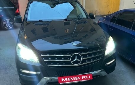 Mercedes-Benz M-Класс, 2013 год, 1 900 000 рублей, 14 фотография
