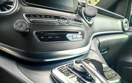 Mercedes-Benz V-Класс, 2018 год, 5 100 000 рублей, 7 фотография
