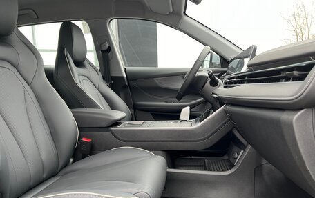 Chery Tiggo 4 I рестайлинг, 2024 год, 2 290 000 рублей, 7 фотография