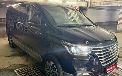 Hyundai Grand Starex Grand Starex I рестайлинг 2, 2020 год, 5 000 000 рублей, 1 фотография