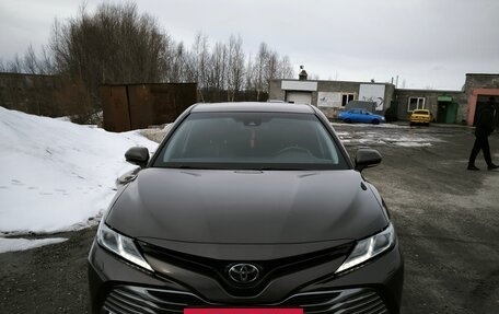 Toyota Camry, 2019 год, 2 900 000 рублей, 14 фотография