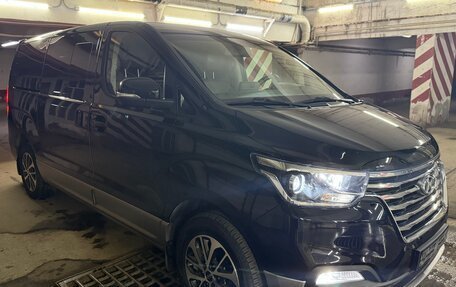 Hyundai Grand Starex Grand Starex I рестайлинг 2, 2020 год, 5 000 000 рублей, 18 фотография