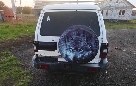 Mitsubishi Pajero III рестайлинг, 1999 год, 700 000 рублей, 3 фотография