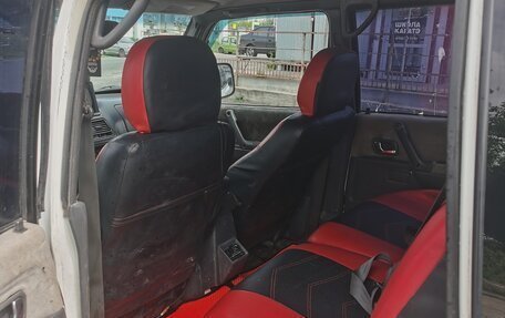Mitsubishi Pajero III рестайлинг, 1999 год, 700 000 рублей, 7 фотография
