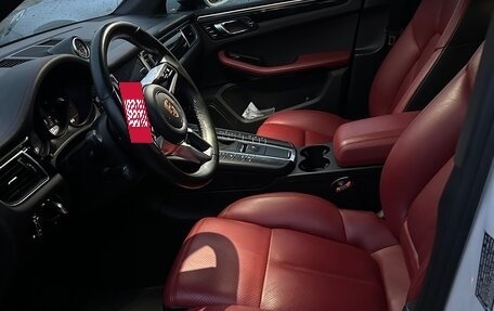 Porsche Macan I рестайлинг, 2018 год, 4 100 000 рублей, 13 фотография