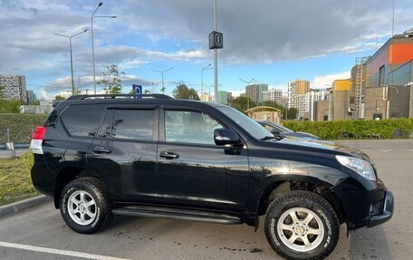 Toyota Land Cruiser Prado 150 рестайлинг 2, 2010 год, 2 600 000 рублей, 2 фотография